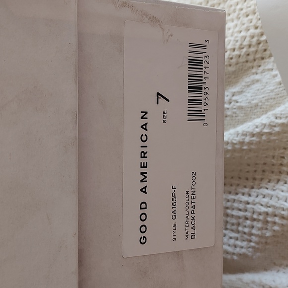 Good American square toe heeled ankle booties - Picture 8 of 8